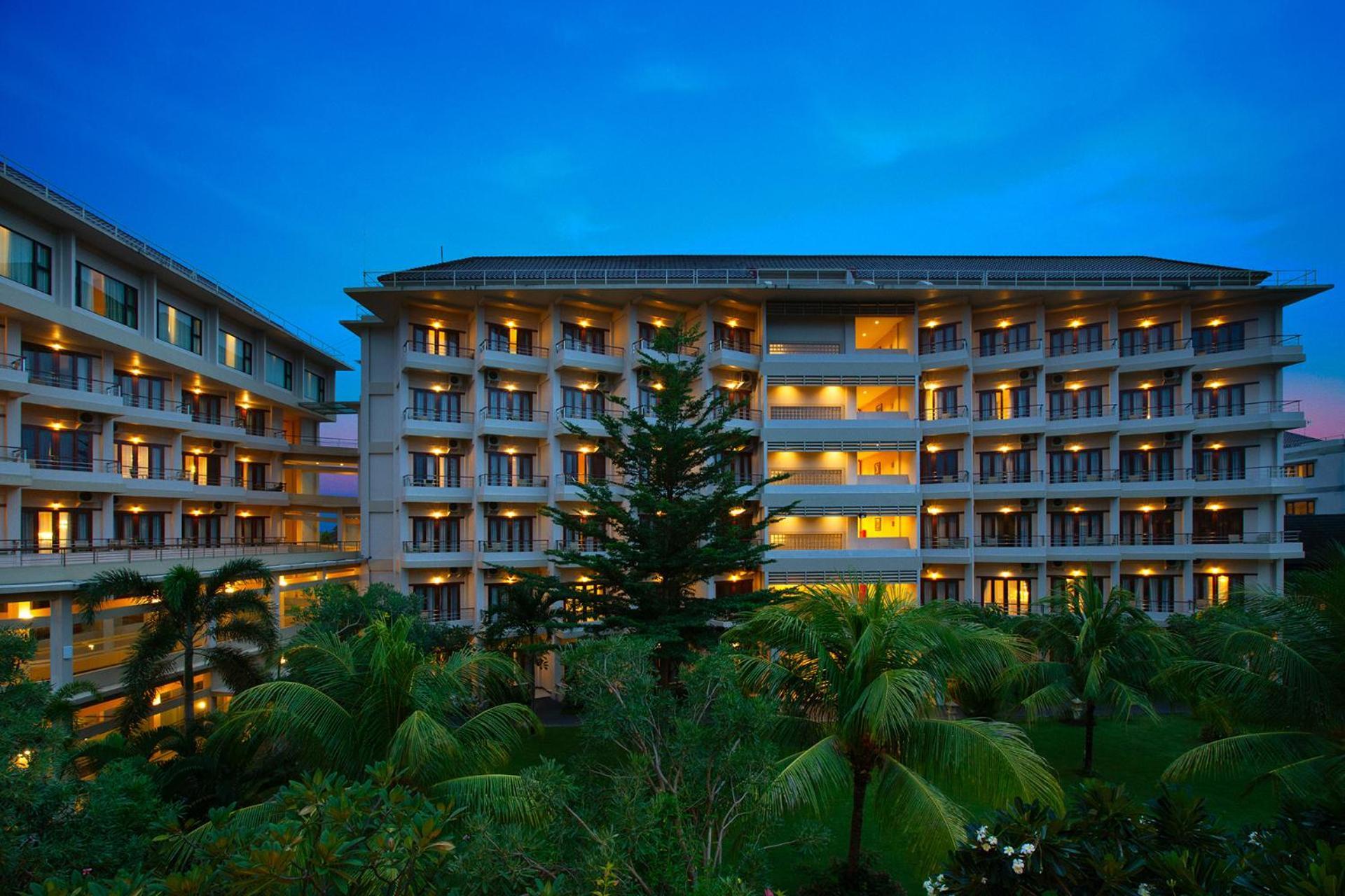 โรงแรมลอมบอคราย่า มาตารัม ภายนอก รูปภาพ