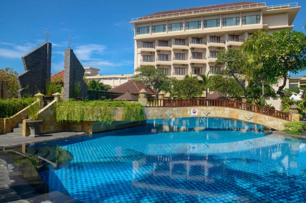 โรงแรมลอมบอคราย่า มาตารัม ภายนอก รูปภาพ